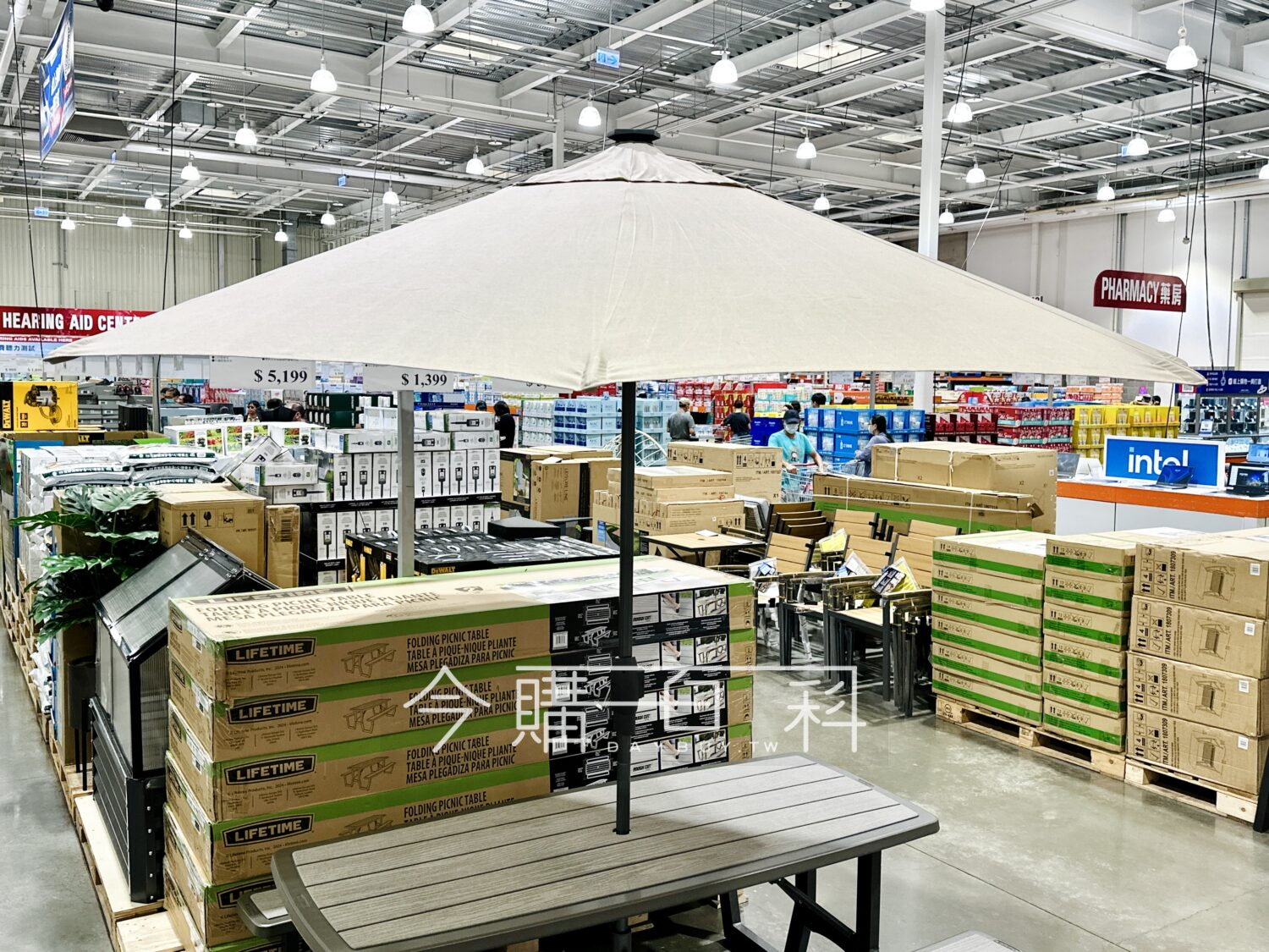 SUNVILLA 10呎LED戶外遮陽傘 #1713474